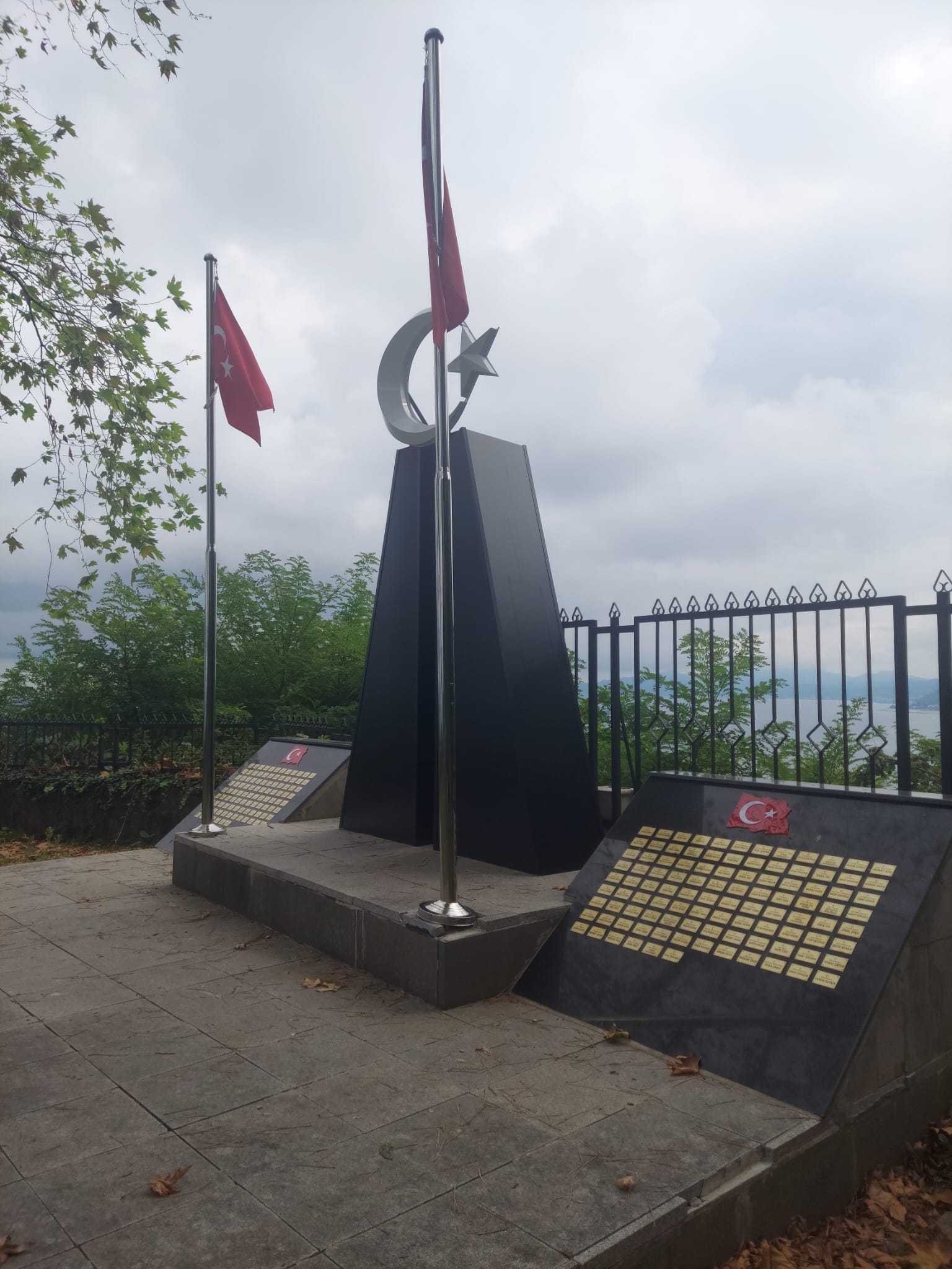 Giresun Şehitliği