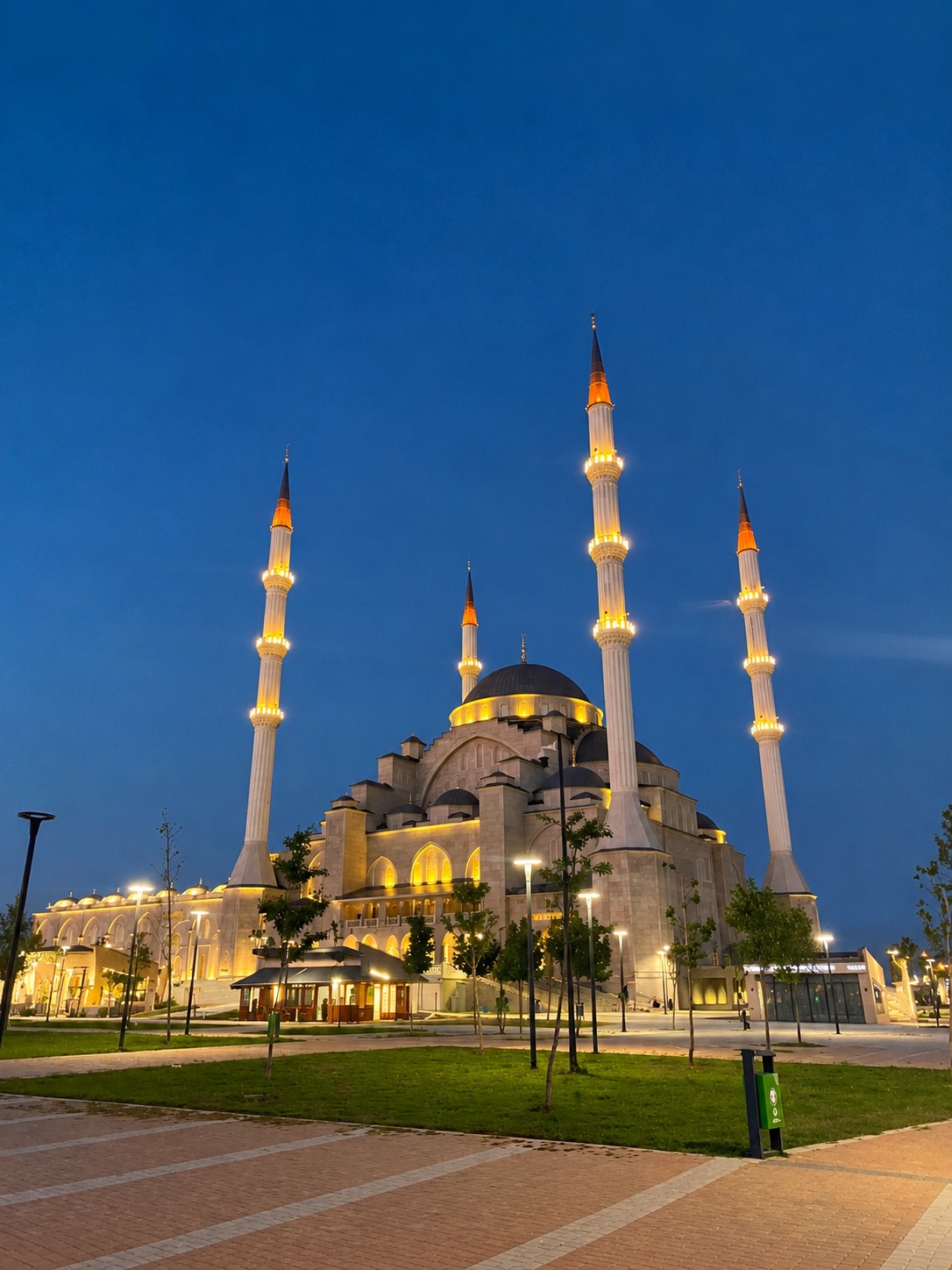 Hanife Hatun Mosque - Place cover image