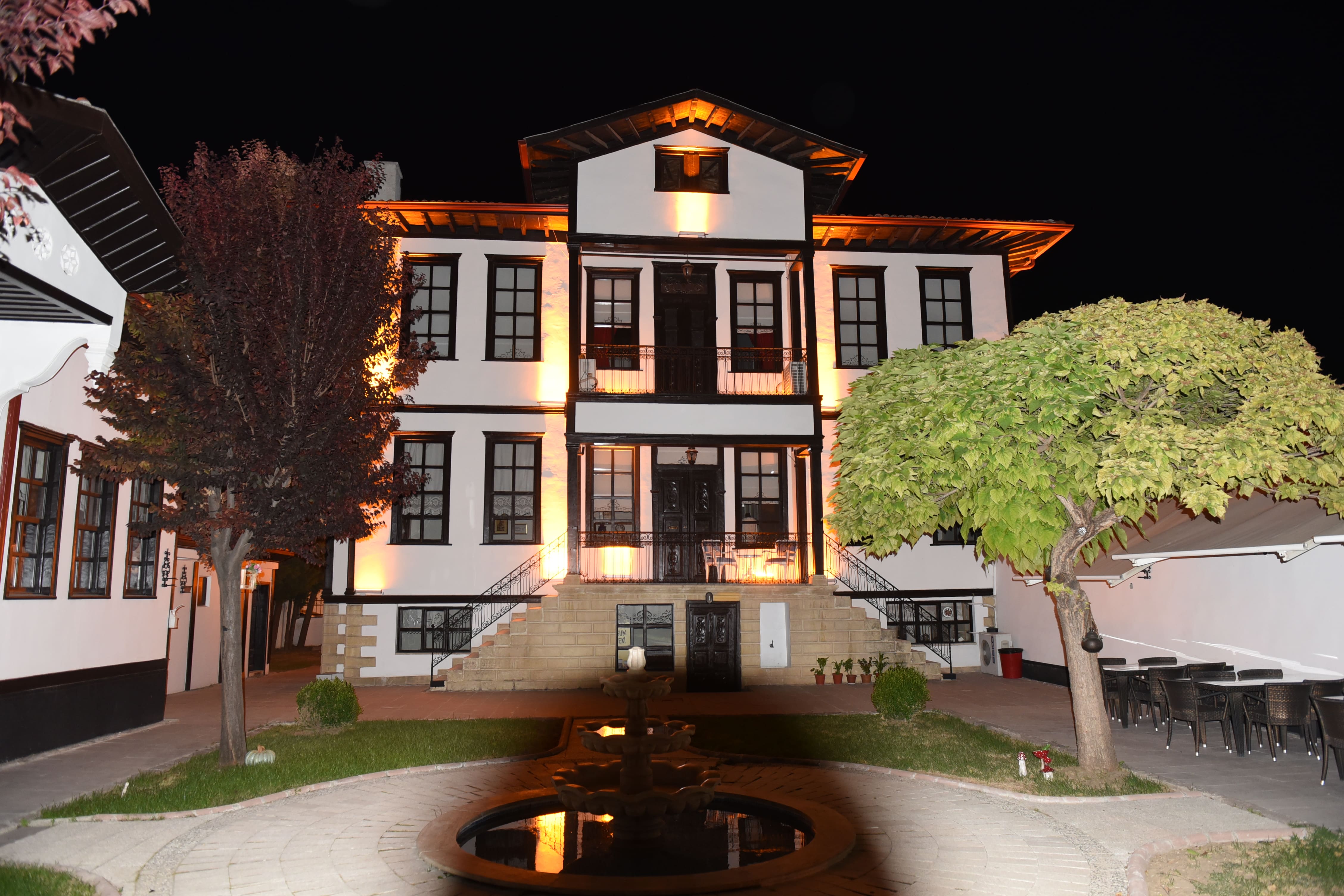 Veli Paşa Konağı